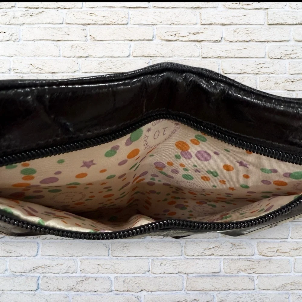HOBO Limited Edition Lauren Wallet Celebrating Lauren’s 10th Birthday - Black - Picture 4 of 8
